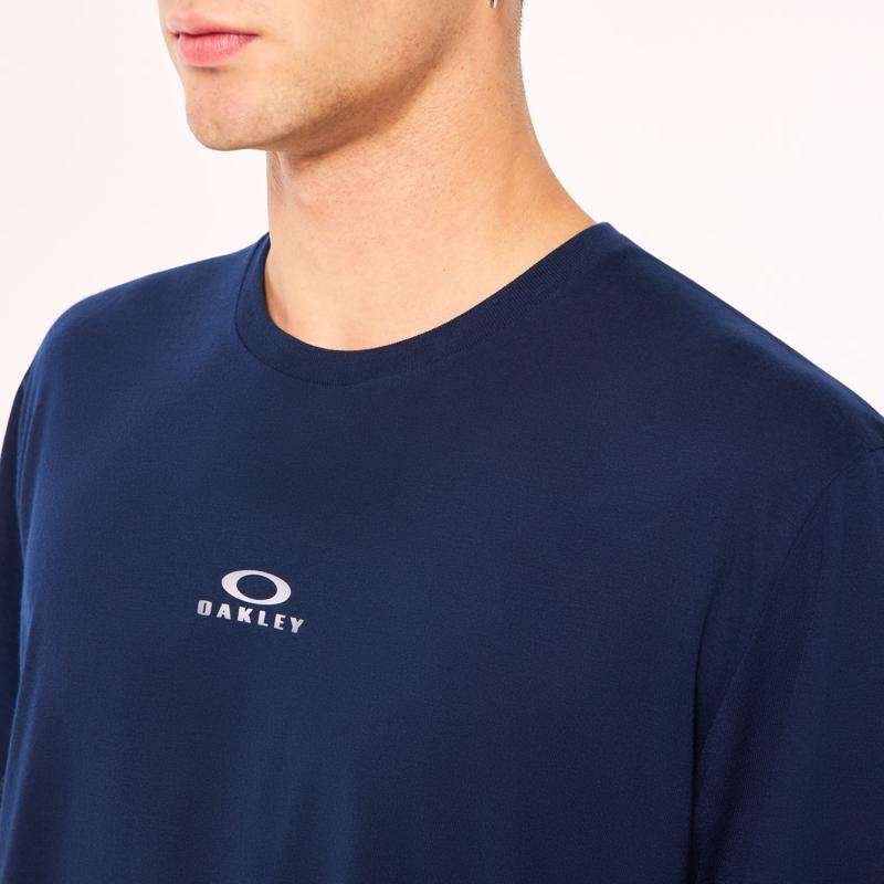 Oakley Bark New XL Short Sleeve Men's Crew Neck Navy Tee Shirt