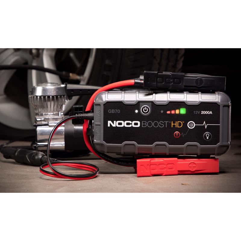 NOCO Automatic 12 V 2000 amps Battery Jump Starter