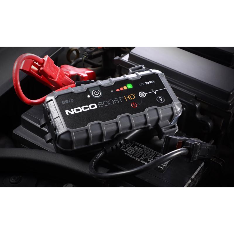 NOCO Automatic 12 V 2000 amps Battery Jump Starter