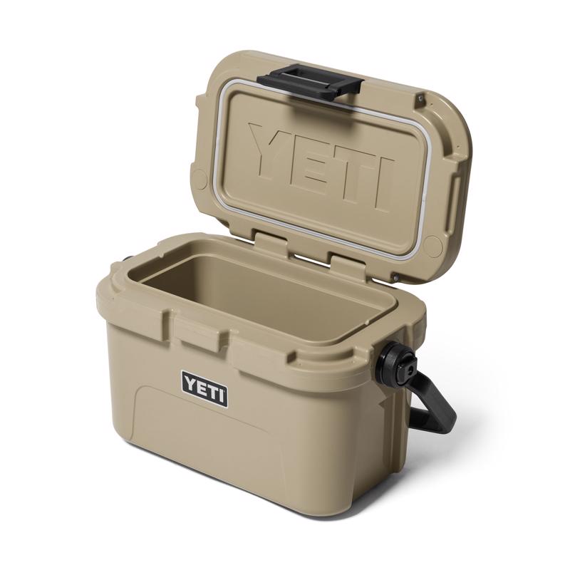 YETI Roadie 8 Tan 8 qt Hard Cooler