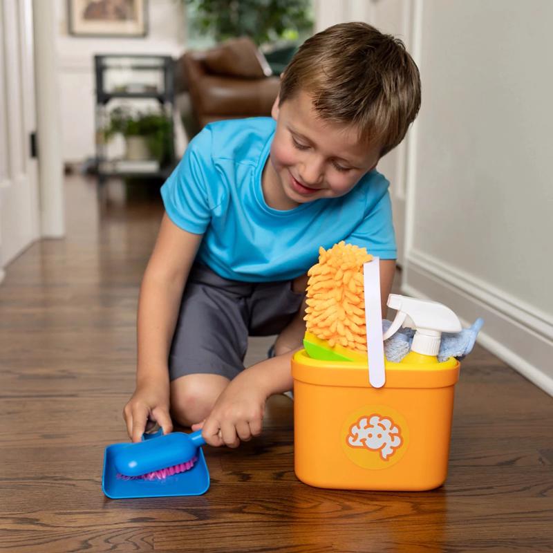 Fat Brain Toy Pretendables Childern's Cleaning Kit Assorted 9 pc