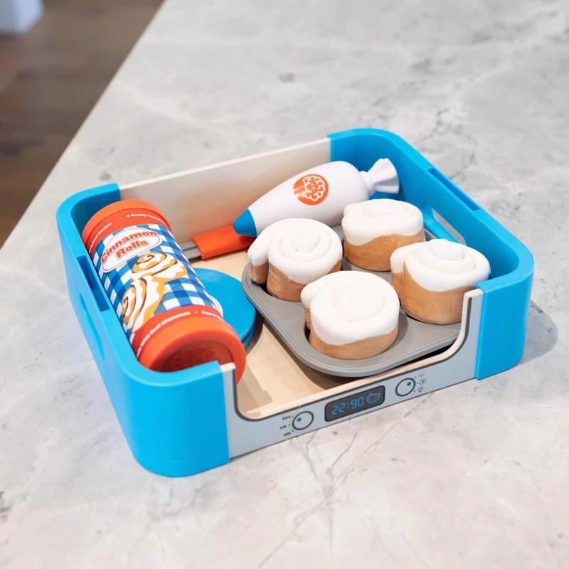 Fat Brain Toy Pretendables Cinnamon Roll Set Multicolored 10 pc