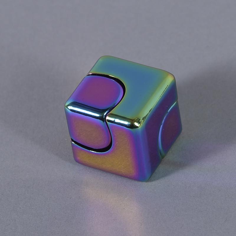 Watchitude Spin Cube