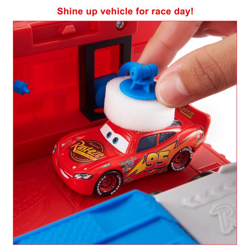 Disney Pixar Cars Transforming Mack Playset