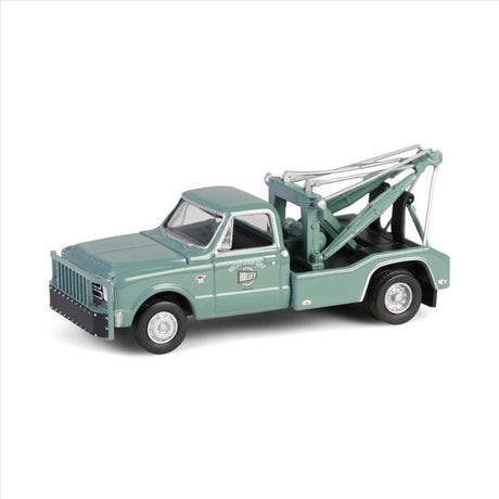 Greenlight Collectibles Dually Drivers Series Toy Tow Truck Multicolored 1 pc