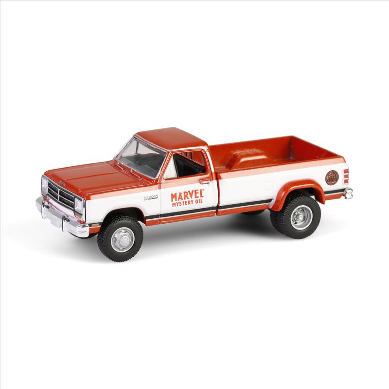 Greenlight Collectibles Dually Drivers Series Toy Tow Truck Multicolored 1 pc
